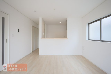  �y�_�C�j���O�z���n�����ʐ^�B�Ƒ��ł��낰��_�C�j���O�ł��B