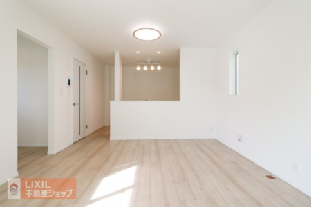  �y�_�C�j���O�z���n�����ʐ^�B�Ƒ��ł��낰��_�C�j���O�ł��B