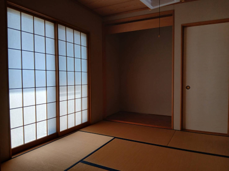 ���̑����� �y�a���^���n�ʐ^�z���r���O�ɗאڂ����U��̘a���́A�����q�̍ۂɂ͋q�ԂƂ��Ă̗��p�A���q�l�̗V�ԃX�y�[�X�A���r���O�̉����Ƃ��Ă̂��났��ԁA�Ȃǎg�����肪�悢�ł��B