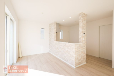  �y�_�C�j���O�z���n�����ʐ^�B�Ƒ��ł��낰��_�C�j���O�ł��B