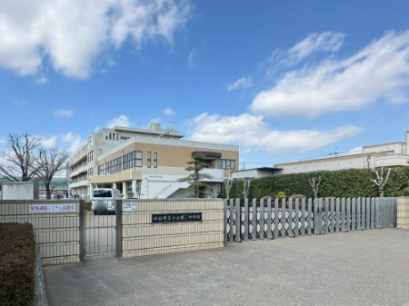 ���ӊ� �y���w�Z�z���R�s�����R��񒆊w�Z�܂�952��