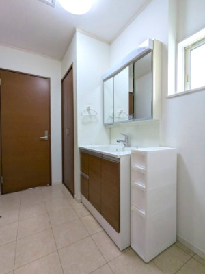 ���ʑ�E���ʏ� -