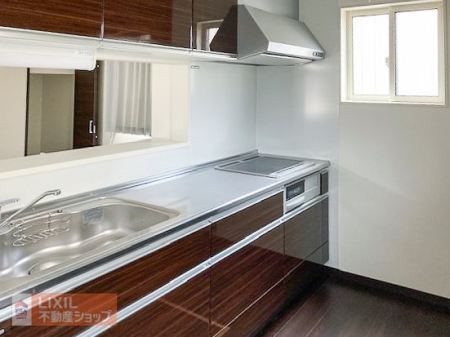 �L�b�`�� �y���n�ʐ^�z���g�p�ł��̂ŁA�L���C�ł��BIH�Ȃ̂ŁA�Ύ��̕s�������Ȃ��ł��B