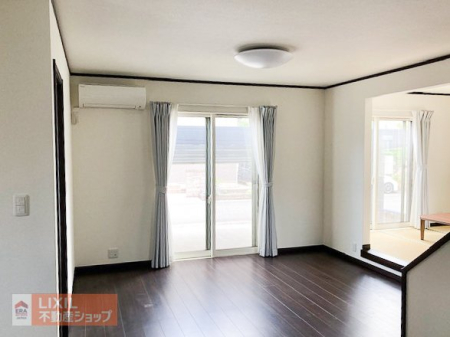  �y���n�ʐ^�zLDK�ɂ̓G�A�R���ݒu�ς�