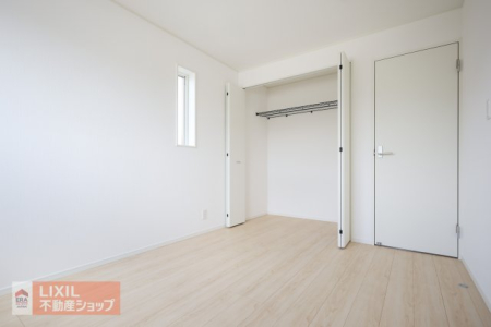 �Q�� �y�Q���z���n�����ʐ^�B���邢�̌��̓����Q���ł��B