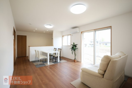  �y���r���O�_�C�j���O�z���n�����ʐ^�B�Ƒ��ŉ߂����邭�났�̋��